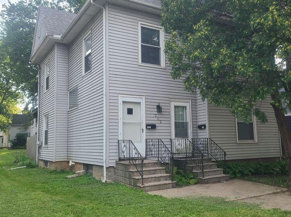 212 11th Ave #1/2