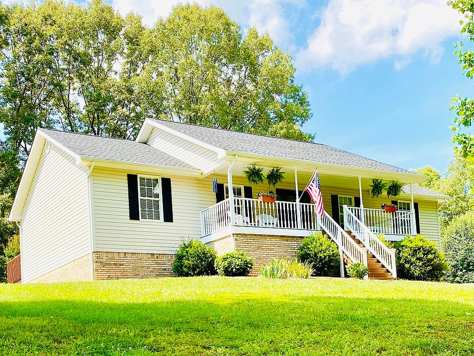 1st image of 152 Sturbridge Ln
