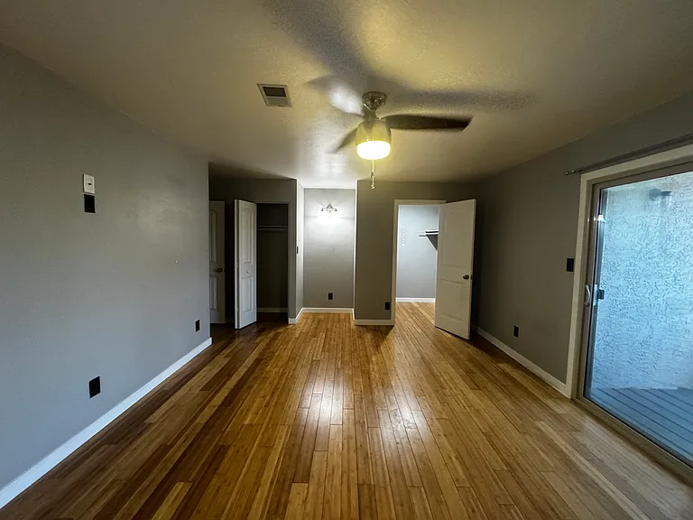 5405 W Echo Ln — Photo 12