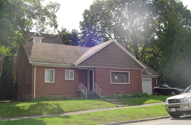 1st image of 100 N Main St