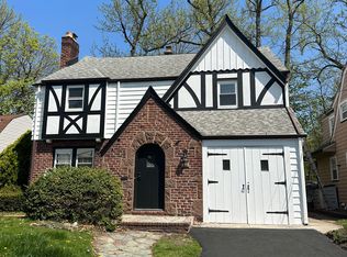531 Standish Rd, Teaneck, NJ 07666