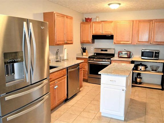5th image of 4051 Meadowick Dr