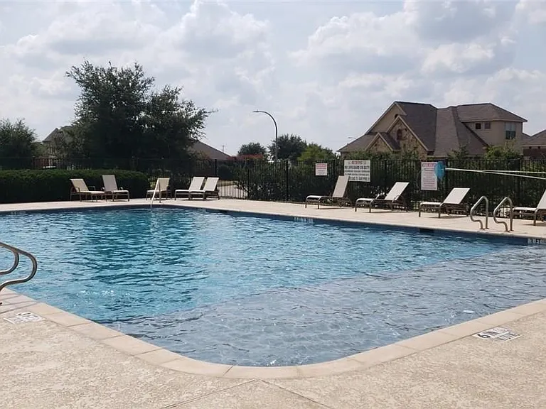 Community pool