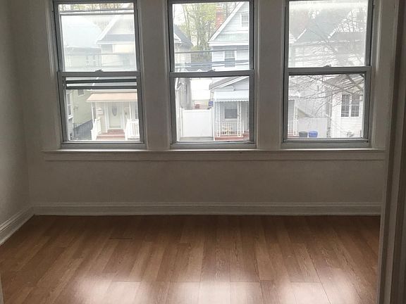 3rd image of 8612 98th St Floor 2