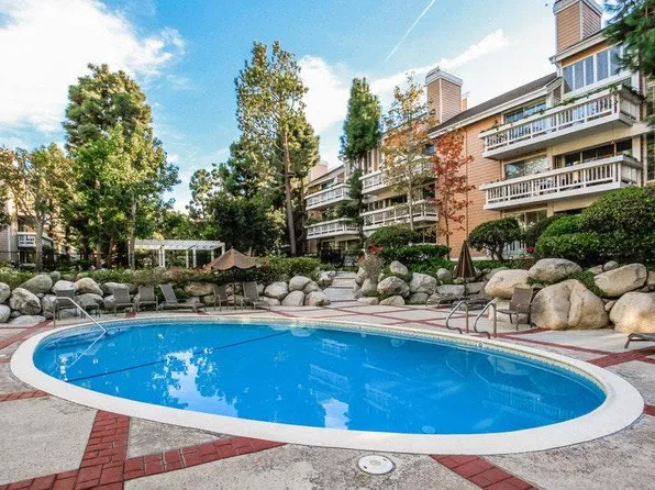 4338 Redwood Ave #B-201, Marina Del Rey, CA 90292
