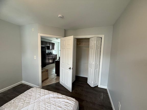 5th image of 44 Lilley Ave #2