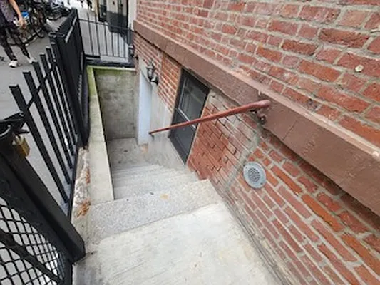 Rented by Lexington Properties LLC | media 12