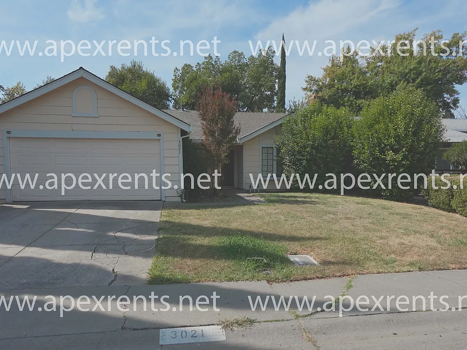 3021 Yarwood Way