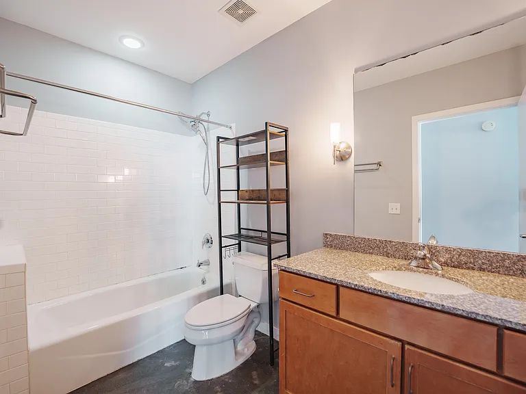 620 Glen Iris Dr NE #324 — Photo 16