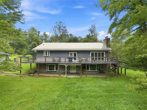 601 Tannery Hollow Rd, Blairsville, PA 15717