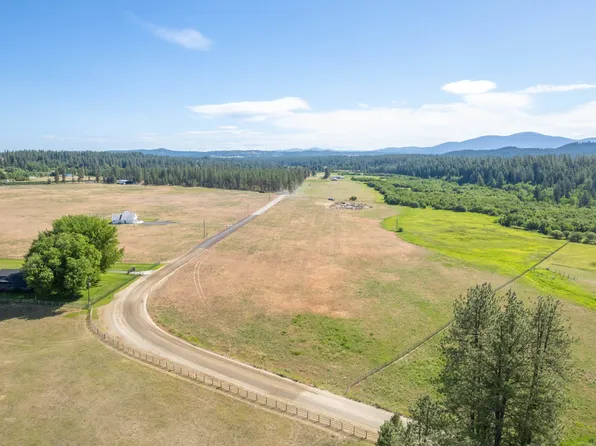 24340 N Crescent Rd, Chattaroy, WA 99003