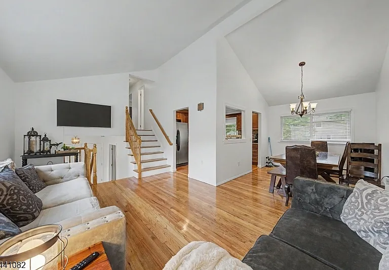 23 Distler Ave — Photo 7