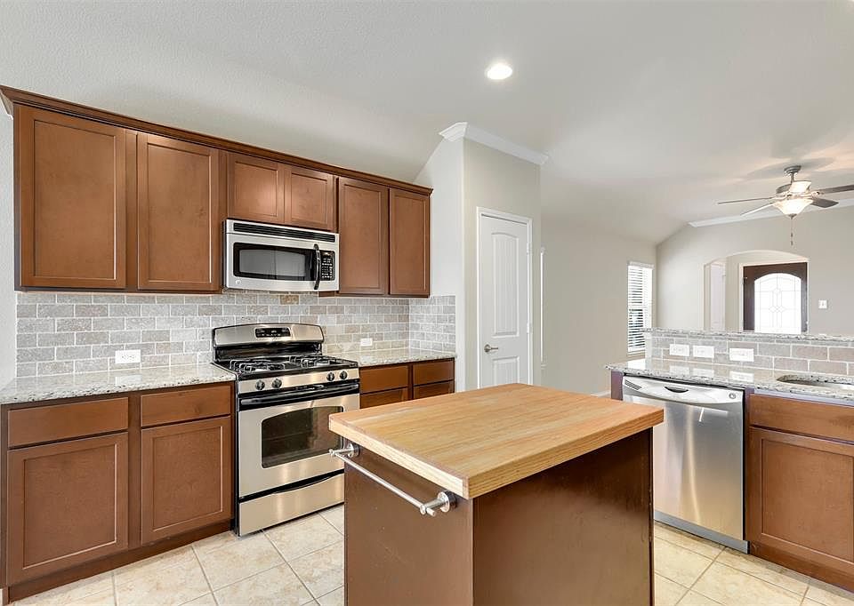 1st image of 2845 Houston Wood Dr