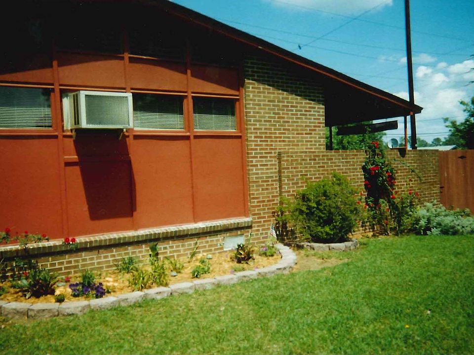 New exterior paint!