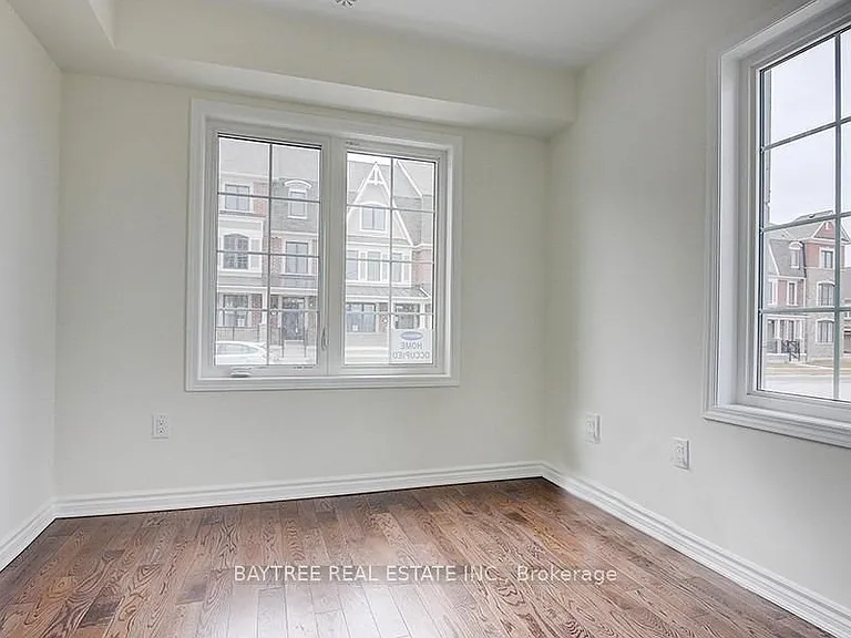 76 Casely Ave — Photo 6