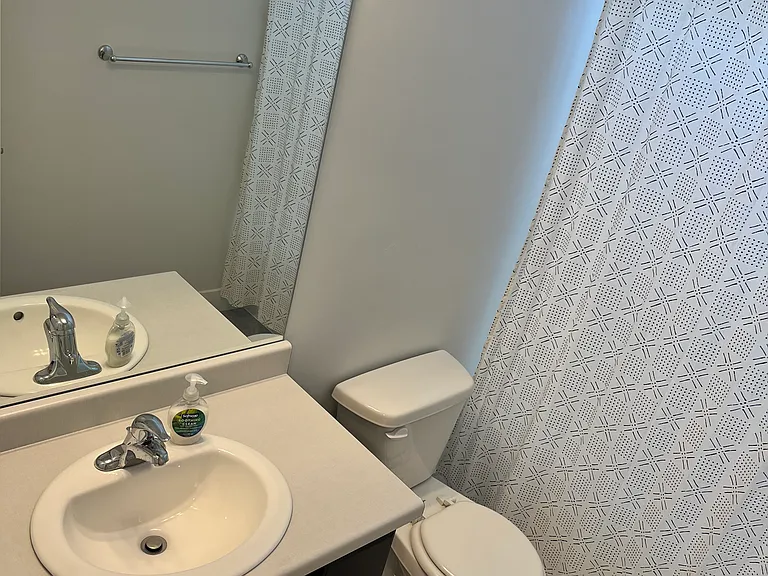4249 W 2010 N — Photo 12