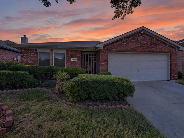 2832 Trailhouse Dr, Dallas, TX 75237