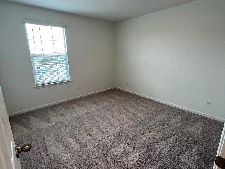3323 Auburn Leaf Loop — Photo 19