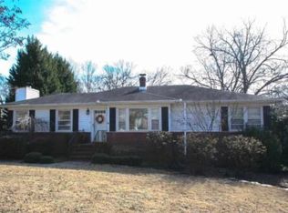 16 Perrin St, Greenville, SC 29607