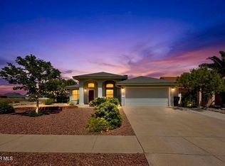 10888 Loma Franklin Dr, El Paso, TX 79934