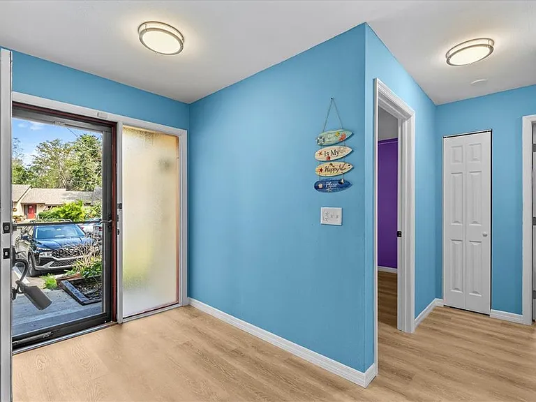 4045 Arrowwood Ct — Photo 4