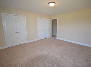 2023 Maitland Dr, Fayetteville, NC 28314