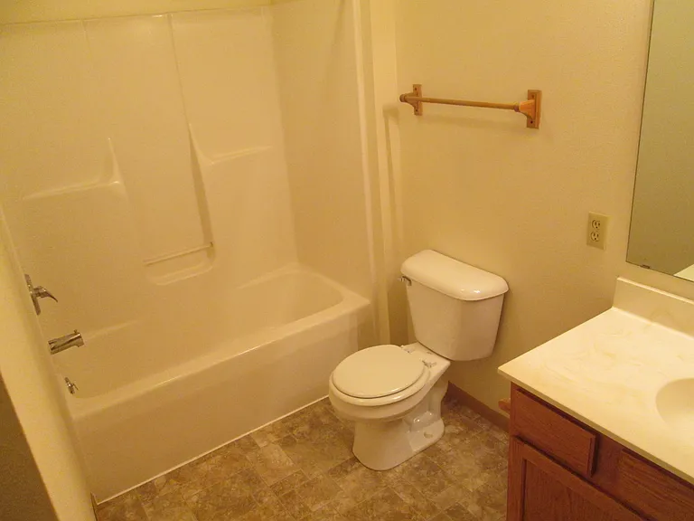 5118 Paulson Ct — Photo 3