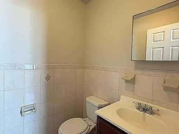5th image of 79-83 Tillinghast St #C1a