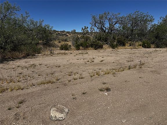 5th image of 27415 N Pear Avenue