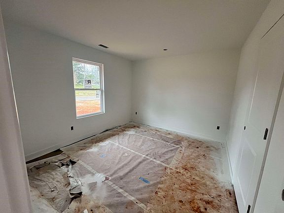 4th image of 142/144 Andover Rd