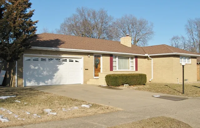 1415 James Rd photo 1