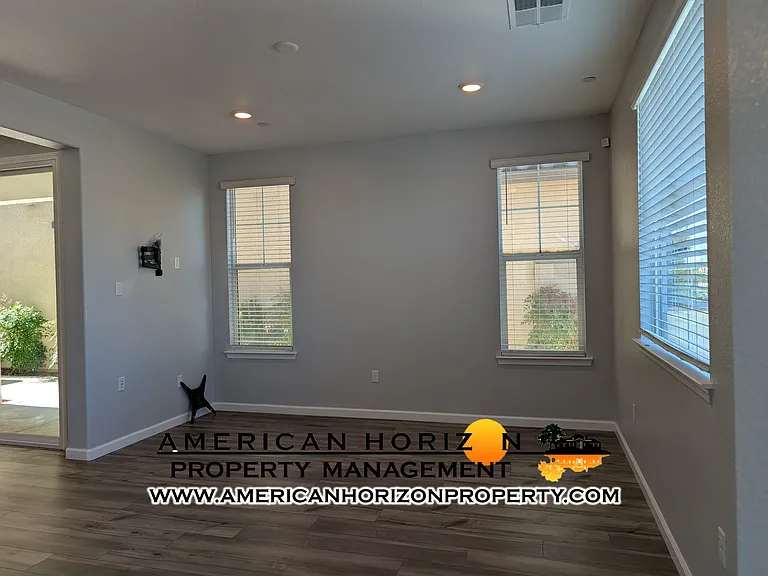 6416 Campus Pkwy — Photo 6