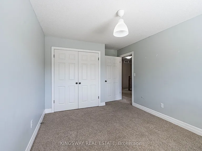 275 Old Huron Rd E #15 — Photo 26