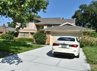 2930 Colony Dr, Sugar Land, TX 77479