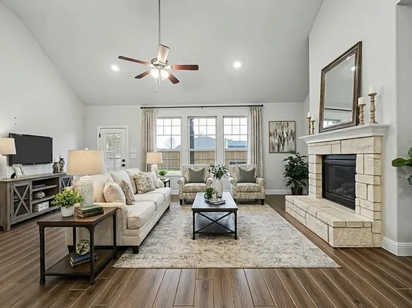 433 Forestridge Dr, Fate, TX 75087