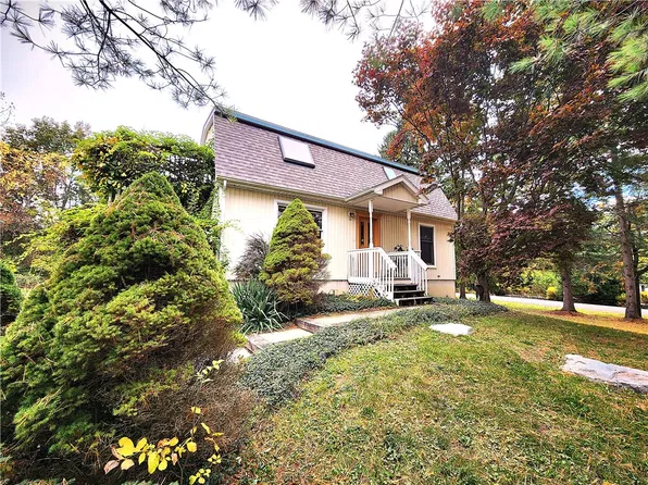 16 Brookhaven Dr, Ithaca, NY 14850