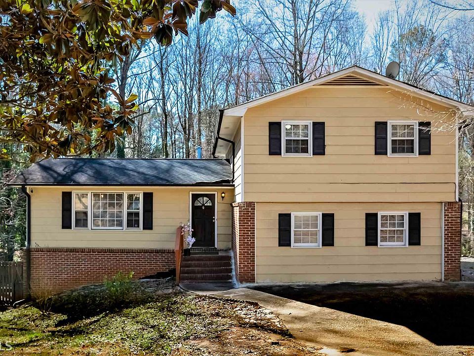 2nd image of 2617 Rhonda Ct