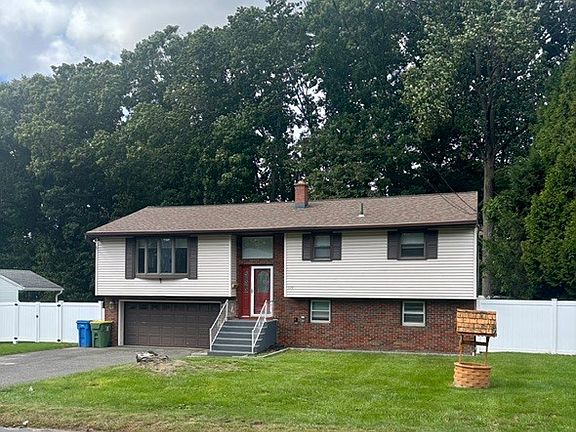 2nd image of 129 Oldham Ave