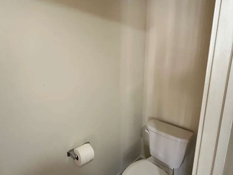 2627 Brown St #400 — Photo 8