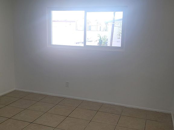 4th image of 2178 W Alameda Ave #3