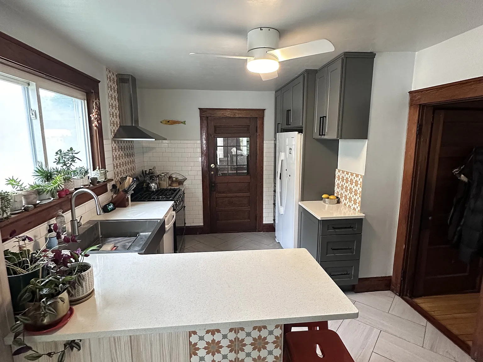 132 N Main St — Photo 4