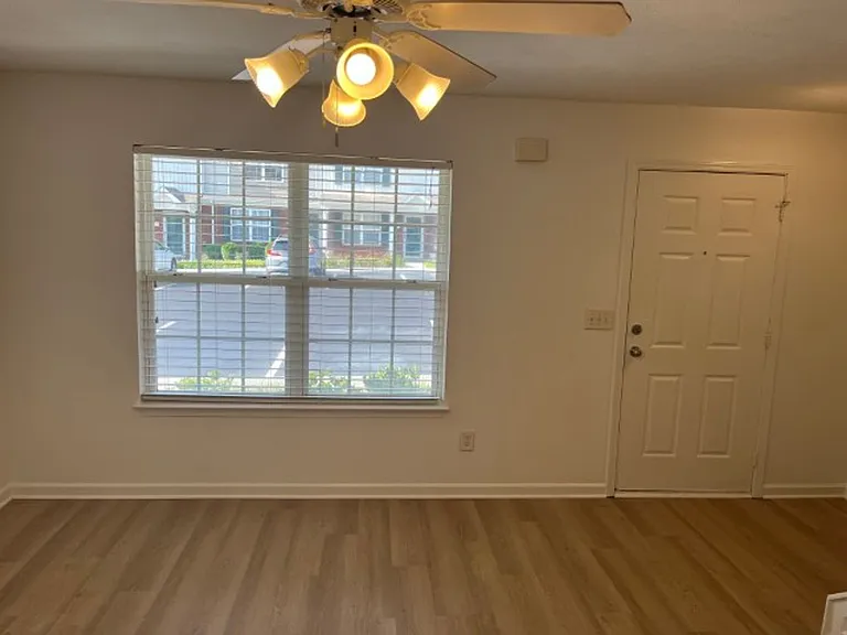 1742 Red Jacket Dr — Photo 4
