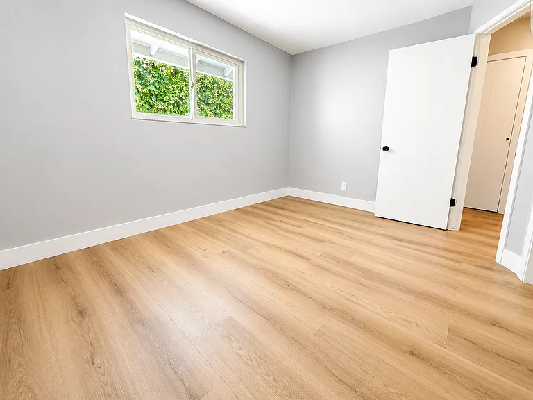 844 Benicia Rd — Photo 7