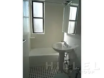 Rented by Hillel Realty Group