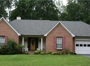 2779 Bienville Rd, Nesbit, MS 38651