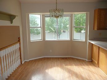 3rd image of 5760 S Woodview Dr