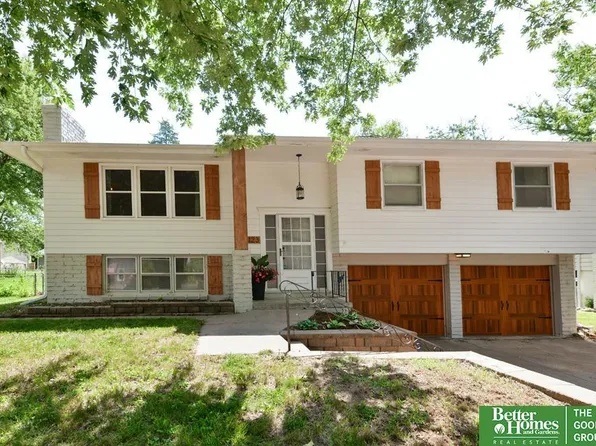 4123 N 100th St, Omaha, NE 68134