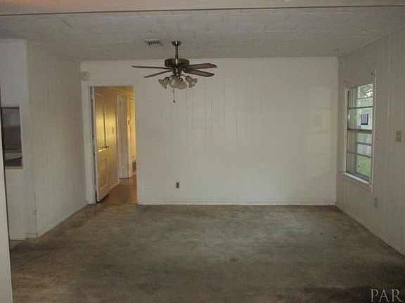 5th image of 4711 Lillian Hwy
