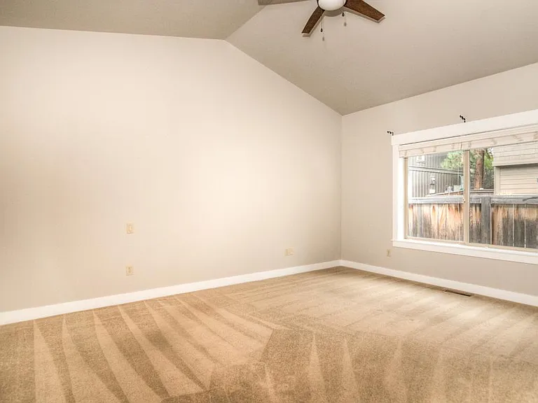 61473 Linton Loop — Photo 22