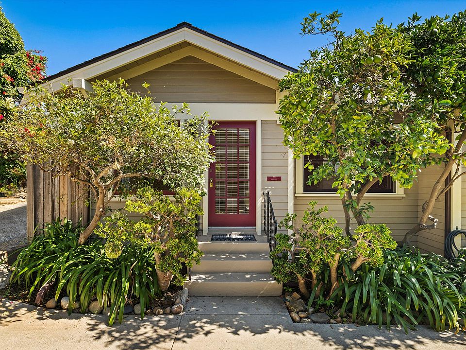 1st image of 1620 De La Vina St